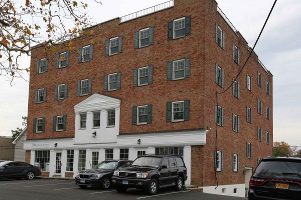 137 Rowayton Avenue<br/>Rowayton, CT